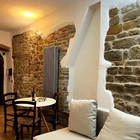 Lägenhet La Mia Casa Nel Borgo *